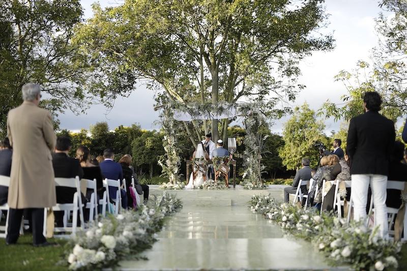 Boda al aire libre, Ideas para bodas al aire libre, Consejos para bodas al aire libre, Decoración para bodas en la playa, Bodas en jardines, Mobiliario para bodas al aire libre, Vestimenta para bodas al aire libre, Iluminación para bodas al aire libre, ceremonia de boda, boda cristiana, boda judia, jupa de boda