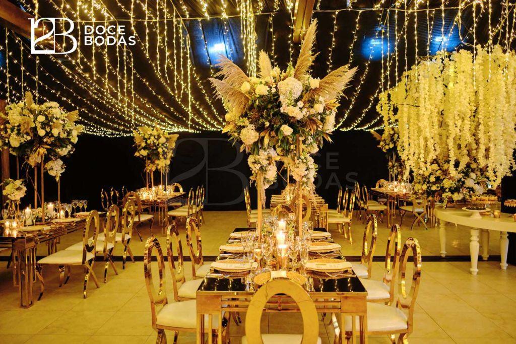 Boda Clasica, Boda Elegante, Boda Dorada, Boda Lujosa, Decoración de Voda, Wedding Planner Colombia, Wedding Day, Dia de Boda, Boda Destino, Destination Wedding, Muebles Dorados, Mobiliario de Boda