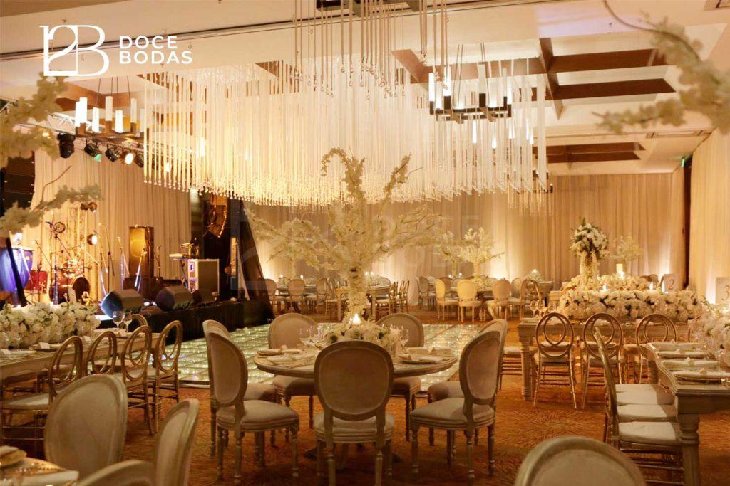 Hotel JW Marriott Bogota, Wedding Day, Wedding Planner, Wedding Decoration, Centerpiece, Custom Wedding, Boda Personalizada, Muebles para Boda, Mobiliario para Eventos, Decoración de Techos