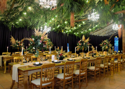 Tendencias 2025: estilos de decoración de boda que te inspirarán, decoración romántica con flores naturales, boda minimalista moderna 2025, boda boho chic al aire libre, boda elegante con cristales, inspiración tropical para bodas 2025, decoración mediterránea para bodas, fusión cultural en bodas modernas, tendencias en decoración de bodas 2025, estilos de boda personalizados 2025